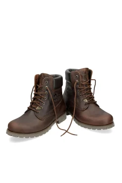 Bota de homem em pele napa