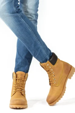 Bota de homem em pele napa