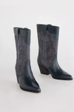 Bota de pele e croute