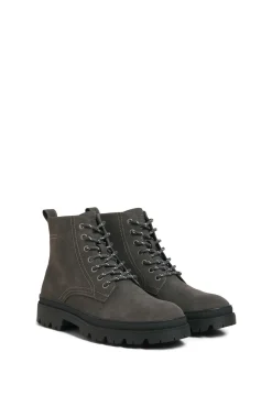 Botas com sola de corrida