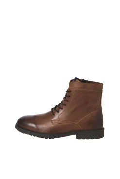 Botas de couro com cadarço