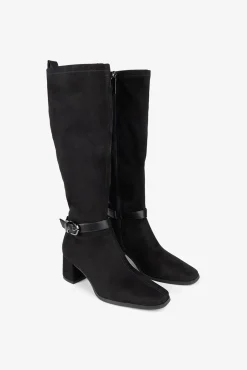 Botas Flare de Camurça Feminina