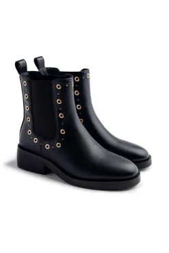 Botins Chelsea Halma com tachas e ilhós