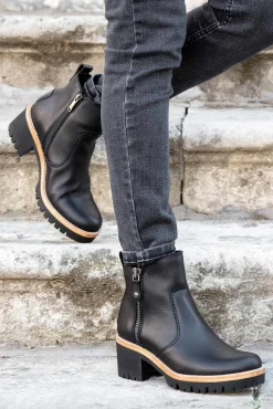 Botins de pele com forro de pele