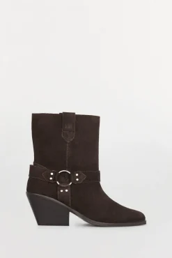 Botins de pele de cowboy com aro e tachas