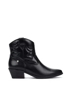 Botins de salto alto