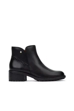 Botins de salto alto