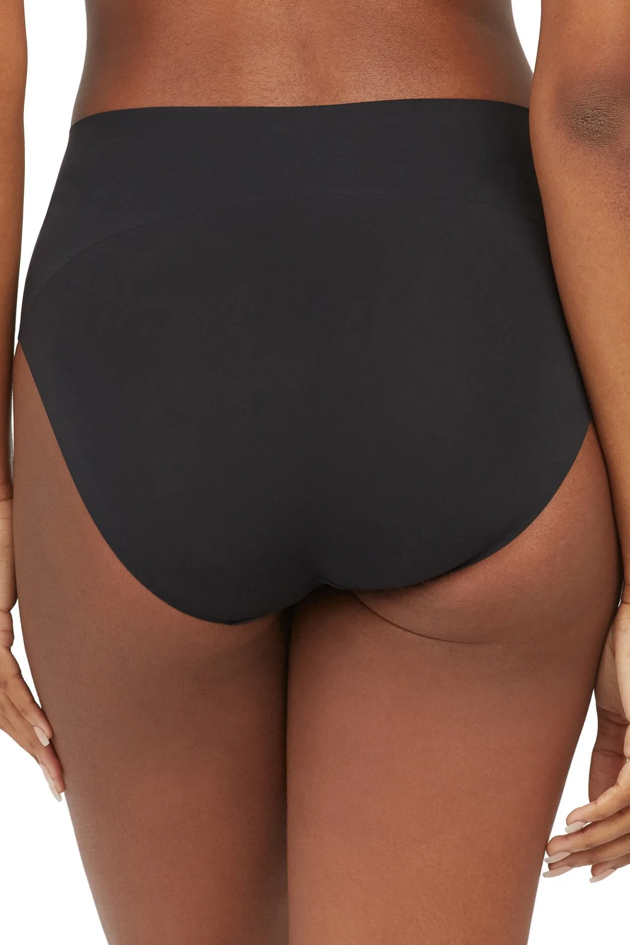 Braguita moldeadora invisible negra Spanx
