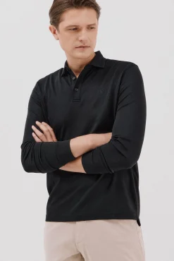 -Regular fit-Piqué fabric-Long sleeve, placket with buttons and embroidered logo on the chest-Shirt cuffs with button-By buying our cotton products, you're supporting our investment in the Better Cotton initiative. This product has bee