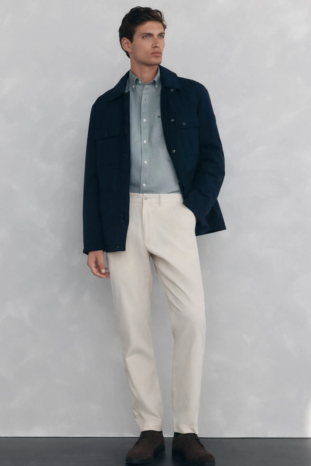 Calça calças chino de veludo veludo leve e slim fit