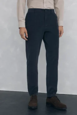 Calça calças chino de veludo veludo leve e slim fit