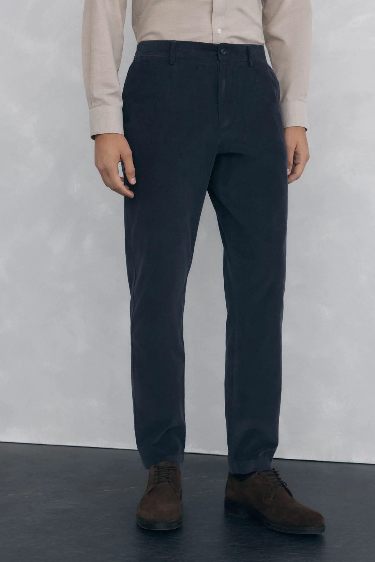 Calça calças chino de veludo veludo leve e slim fit