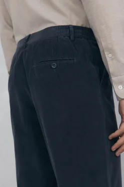 Calça calças chino de veludo veludo leve e slim fit