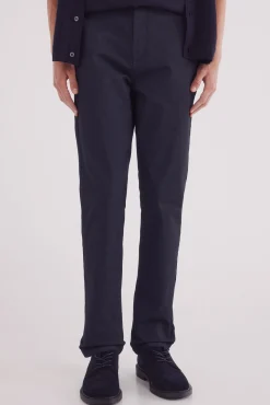 Calça calças chino slim fit com micro estampa