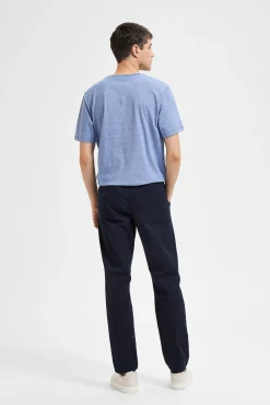 Calça calças chino slim fit feita de algodão orgânico
