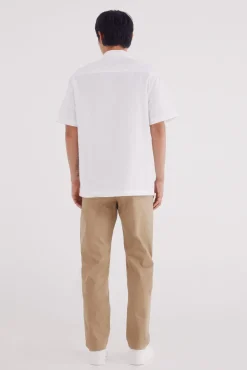 Calça calças chino slim fit com micro estampa
