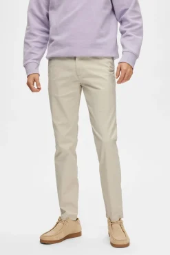 Calça calças chino slim fit feita de algodão orgânico