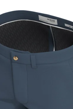 Calça calças chino slim fit feita de algodão orgânico