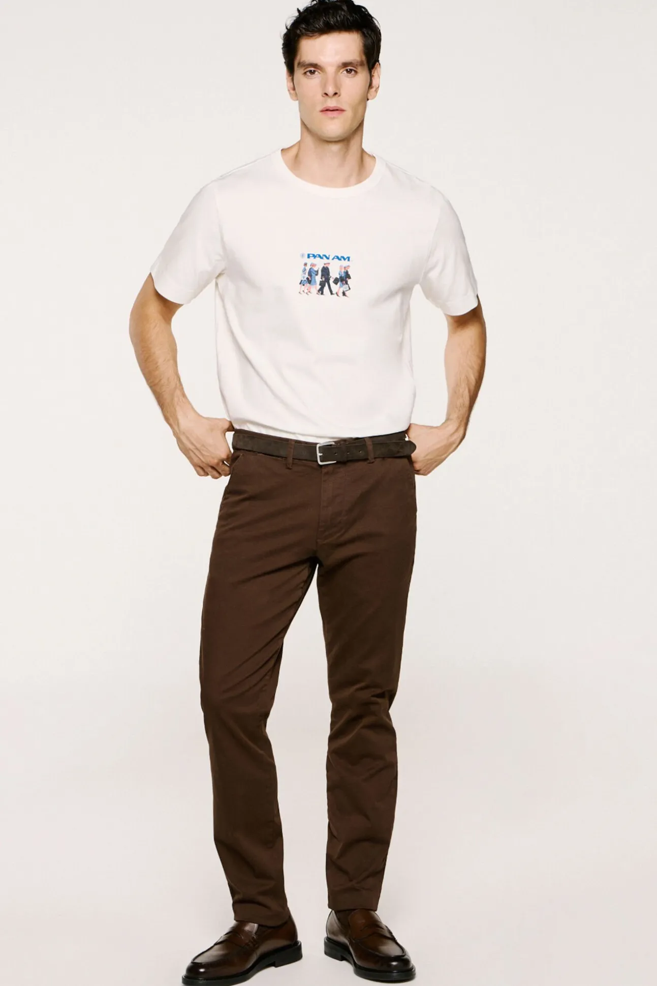 Calça calças chino slim fit feita de algodão orgânico