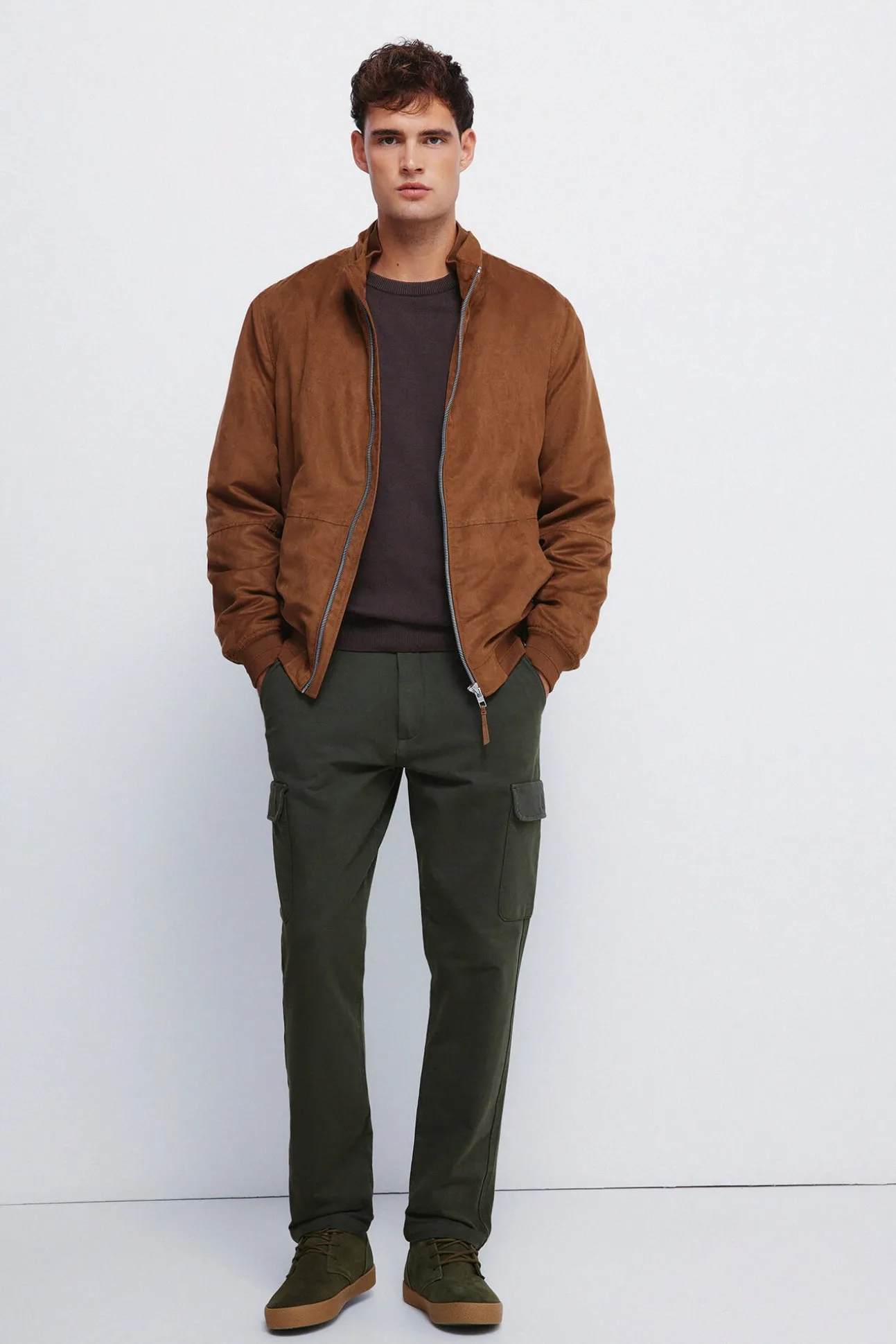 Calça cargo com ajuste confortável