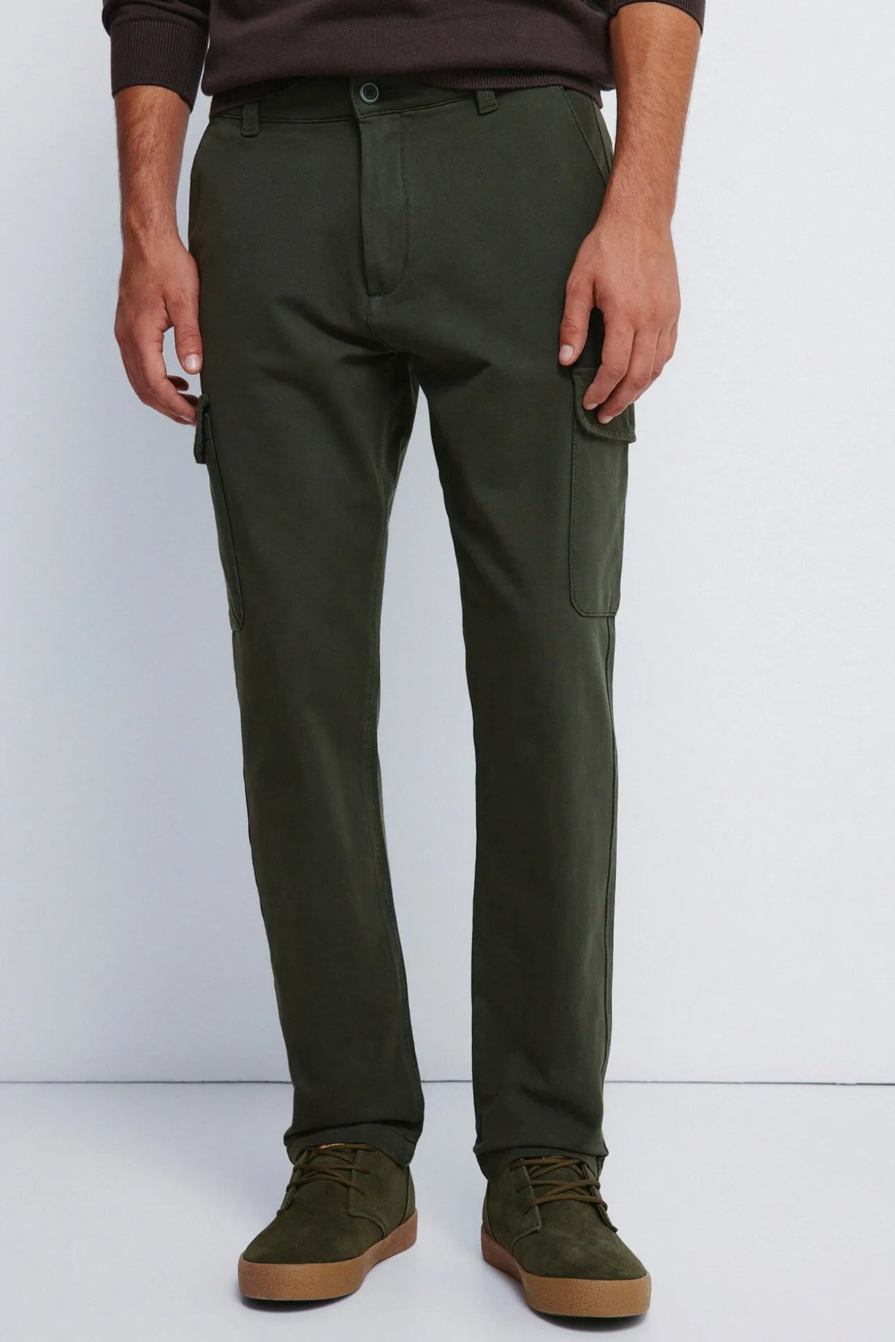 Calça cargo com ajuste confortável