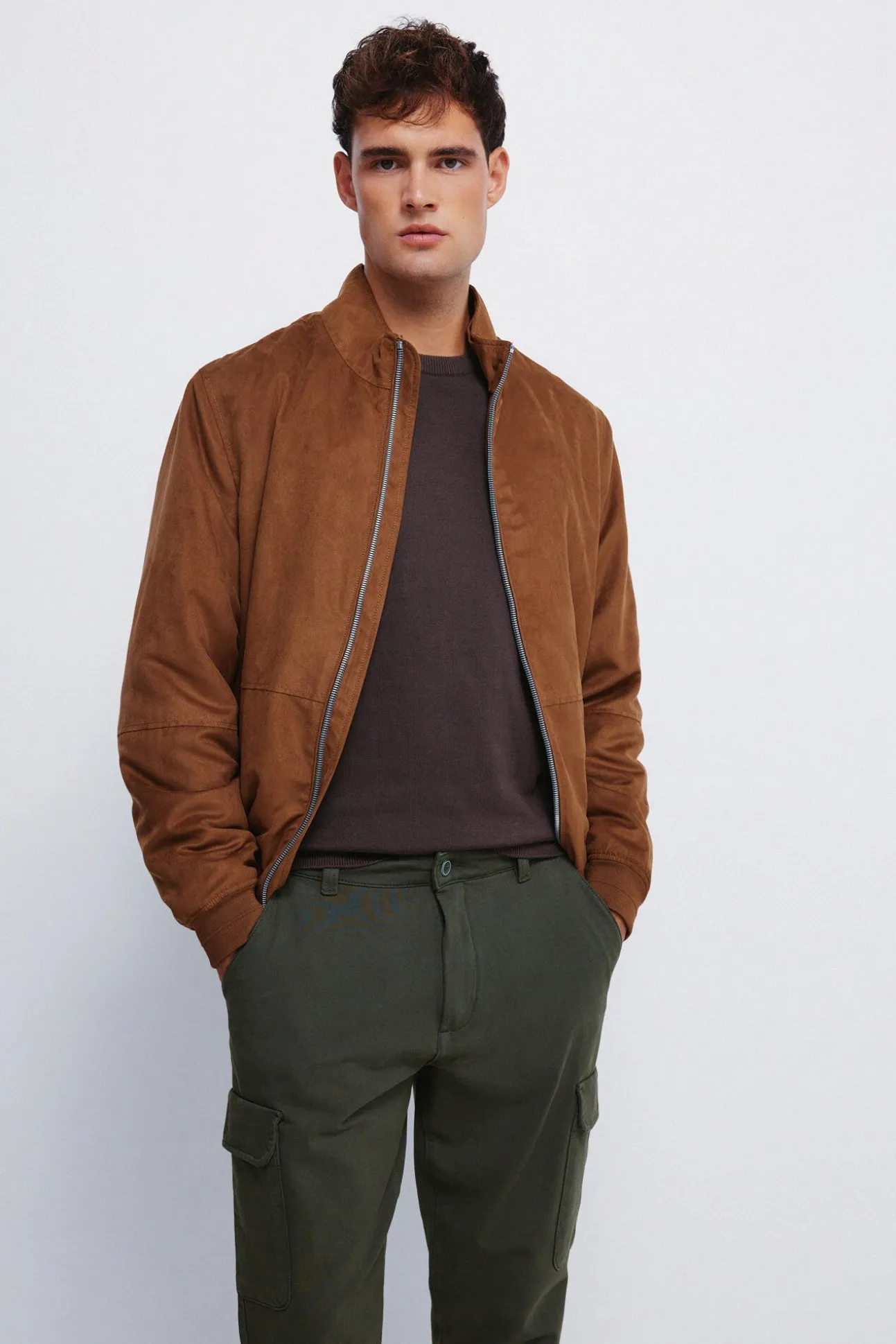 Calça cargo com ajuste confortável