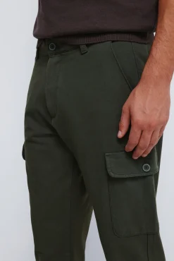 Calça cargo com ajuste confortável