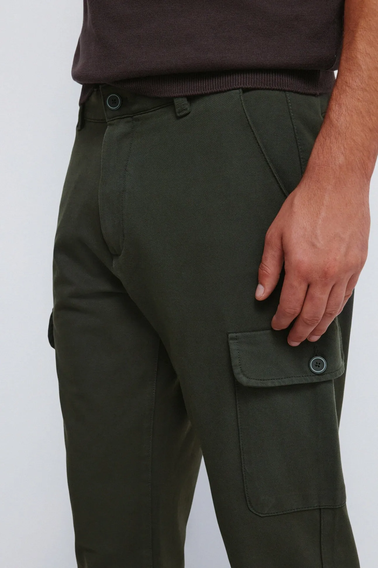 Calça cargo com ajuste confortável