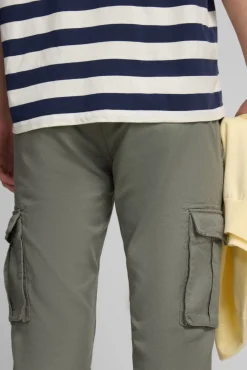 Calça cargo esportiva casual