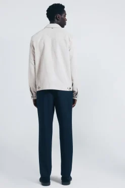 Calça chino jogger com caimento confortável