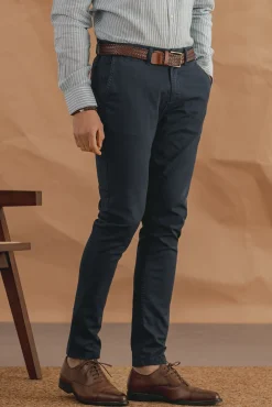 Calça Chino Skinny