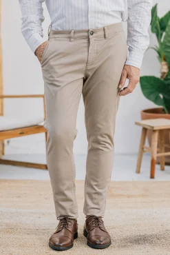 Calça Chino Skinny