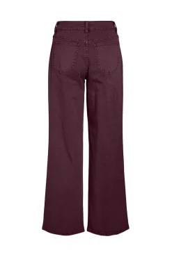 Calça com bolsos frontais