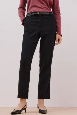Calça com cinto
