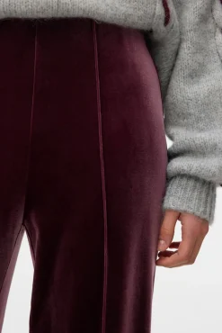 Calça compridas de veludo