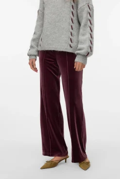 Calça compridas de veludo