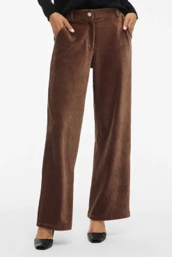 Calça compridas de veludo cotelê