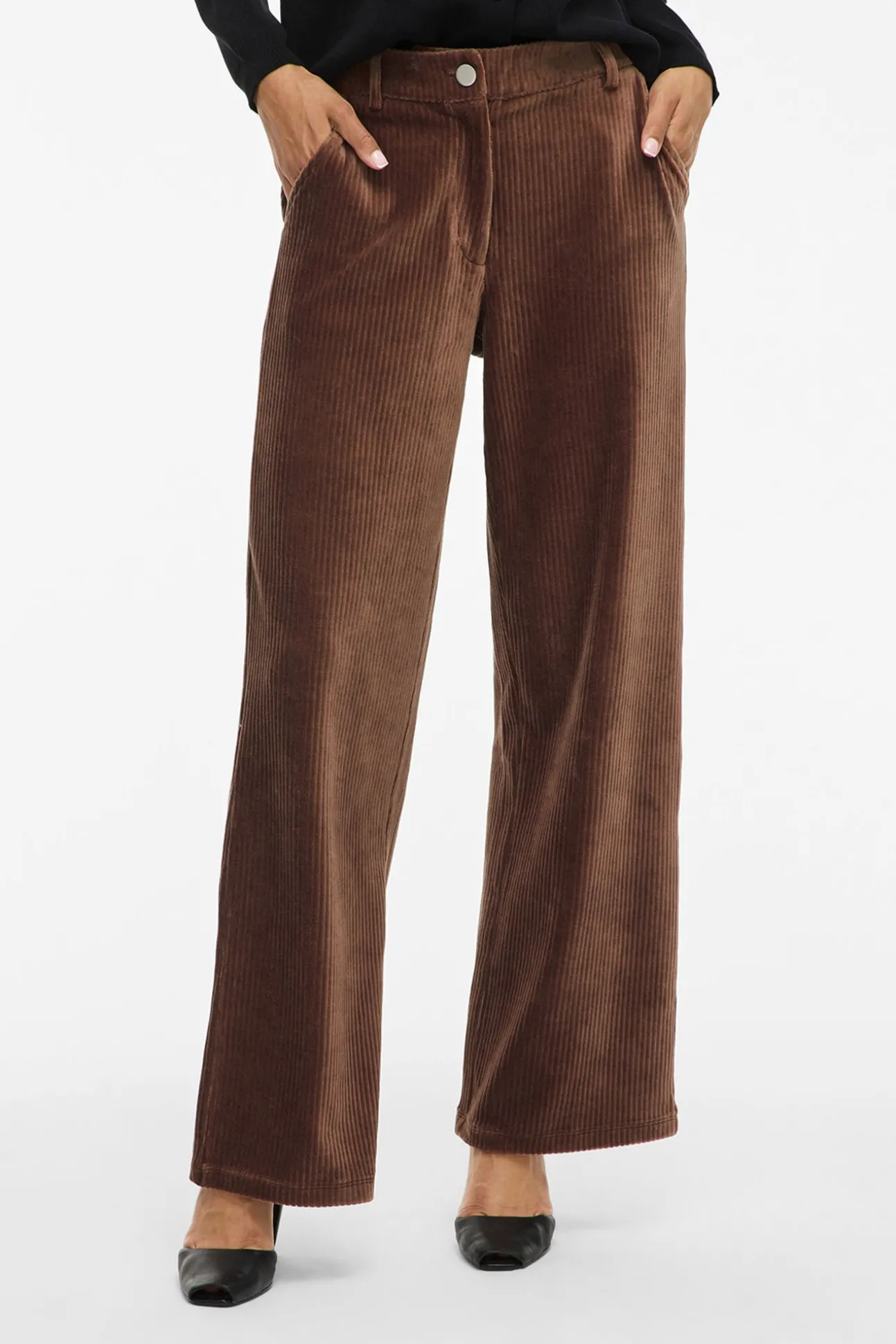 Calça compridas de veludo cotelê