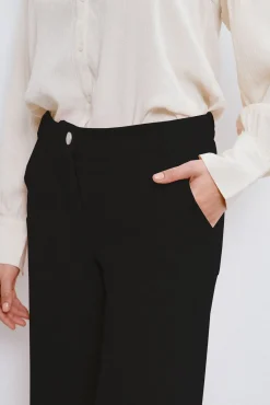 Calça compridas de veludo cotelê