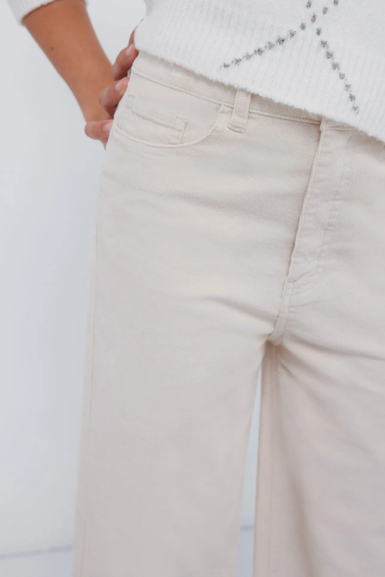 Calça culotte de microveludo cotelê para meninas
