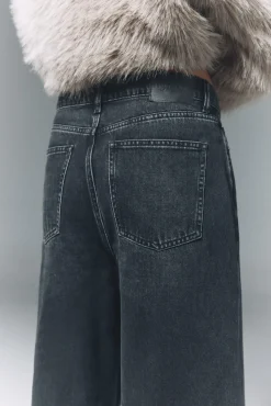 Calça de ébano