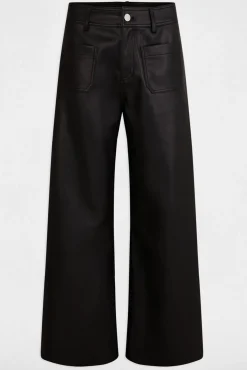 Calça de couro sintético