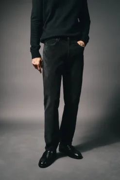 Calça de pana 5 bolsos slim fit