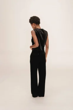 Calça de veludo