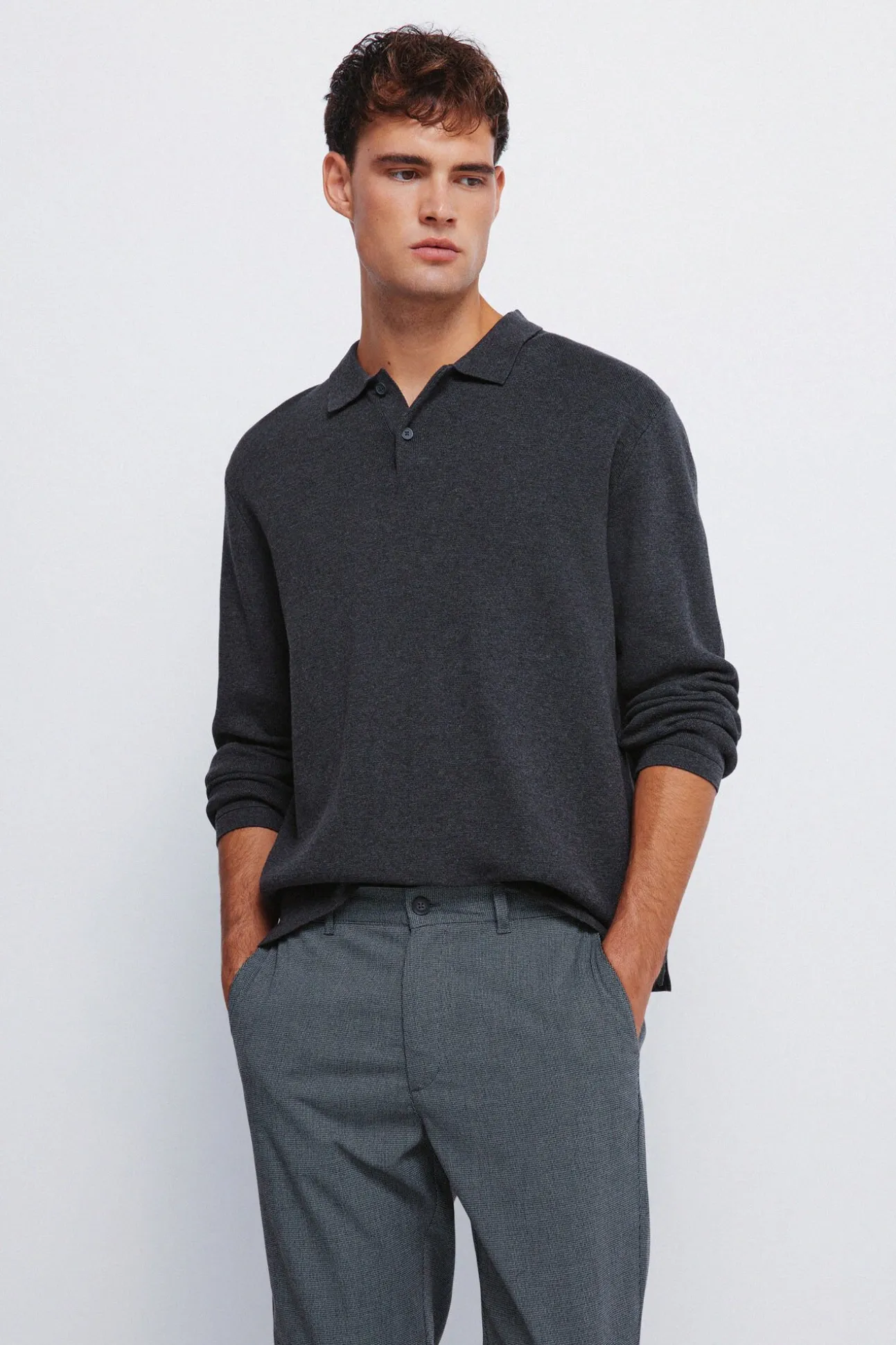 Calça estruturadas e slim fit