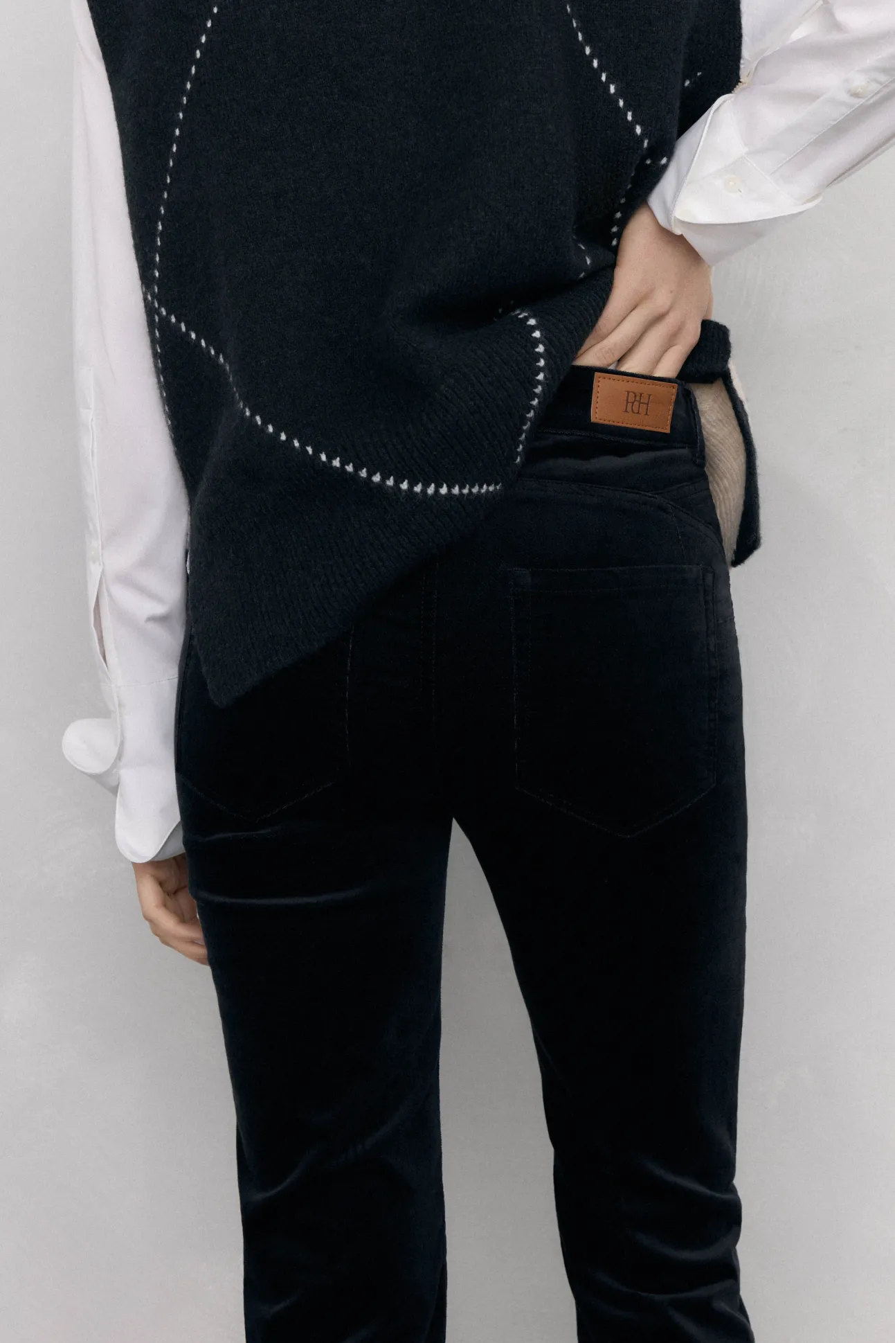 Calça flare push-up de veludo