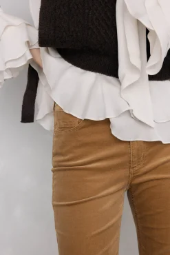 Calça flare push-up de veludo