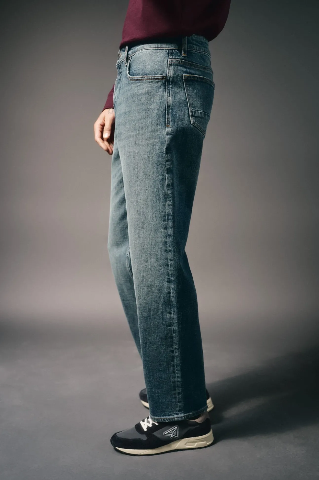 Calça jeans de corte reto