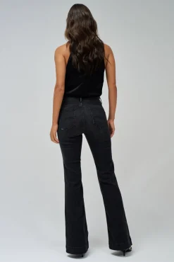 Calça jeans flare push-in Faith