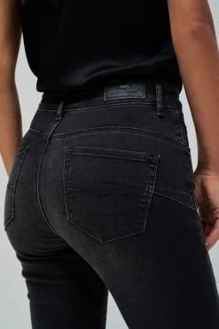 Calça jeans flare push-in Faith